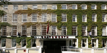 The Chatsworth Hotel Photo: H Hotel Front Exterior